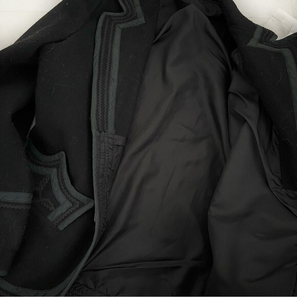 Black Blazer Wool Appliqué Design Two Button Closure VINTAGE Retro - Picture 8 of 12